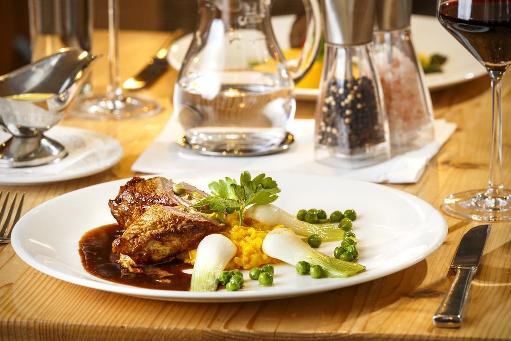 Hotel & Restaurant Zum Beck Stansstad Luaran gambar